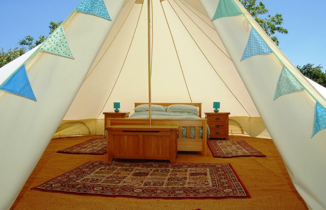 Camping La Foret De Tesse Ngoại thất bức ảnh