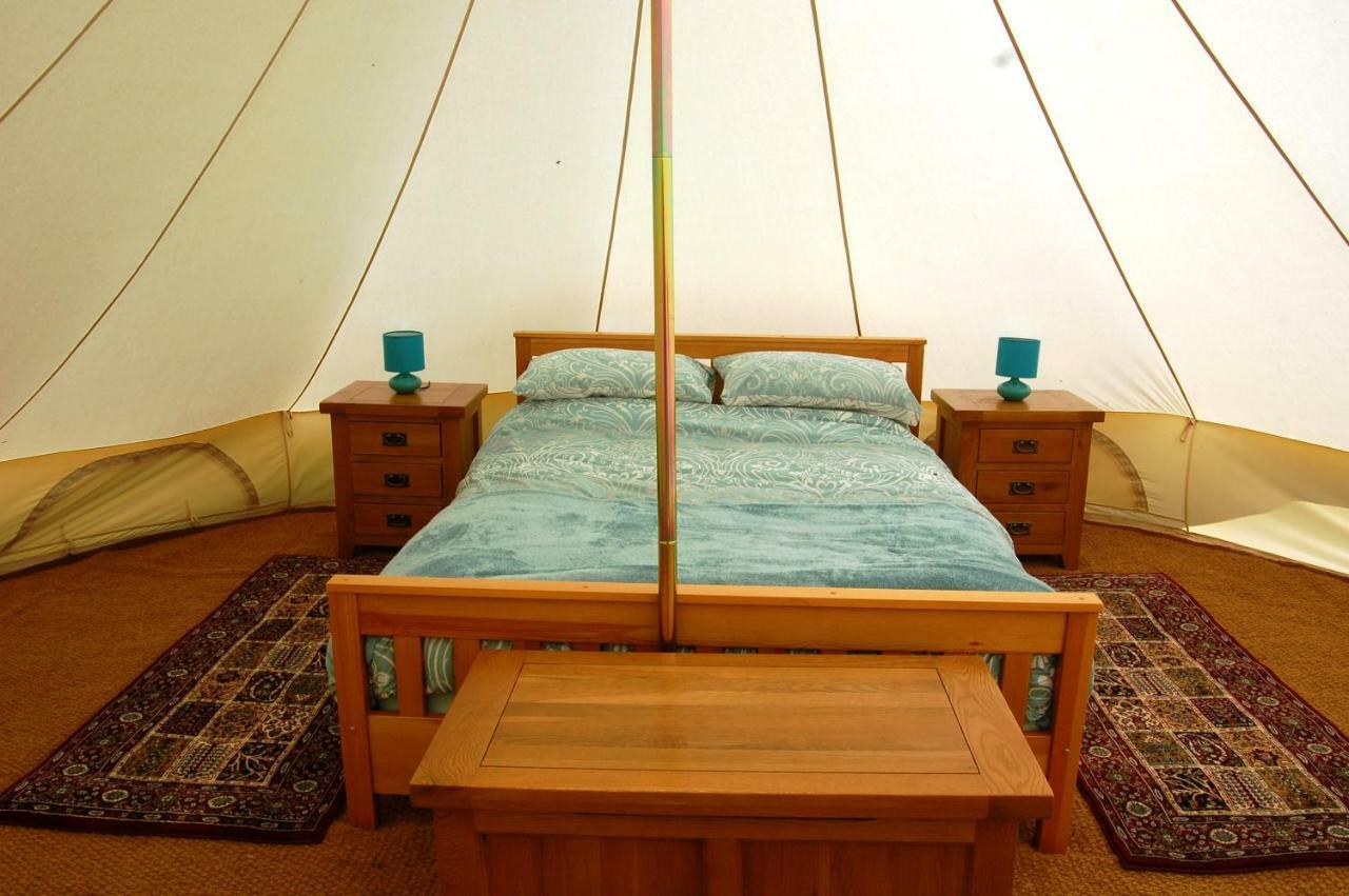 Camping La Foret De Tesse Ngoại thất bức ảnh