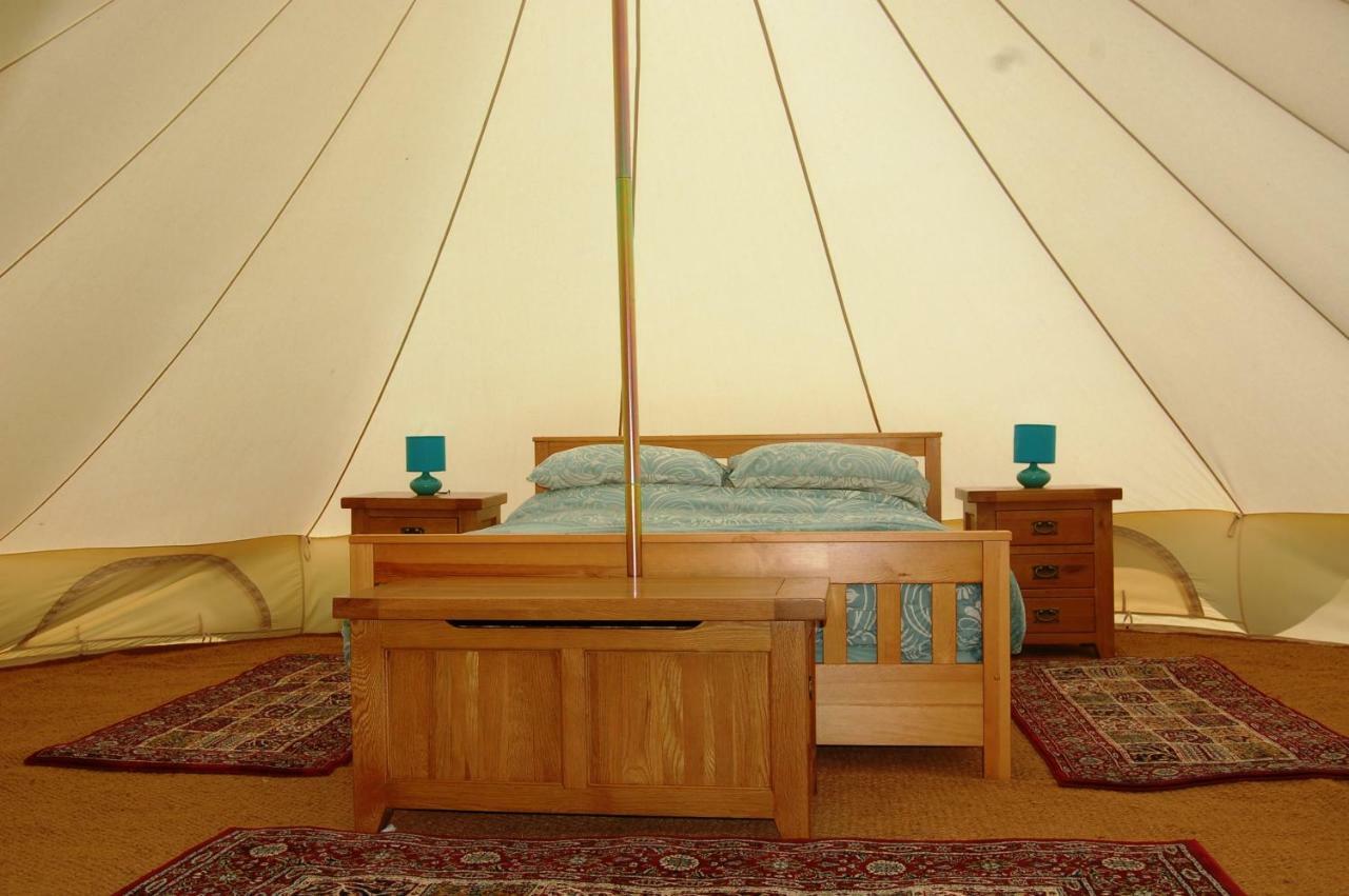 Camping La Foret De Tesse Ngoại thất bức ảnh